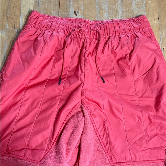 Nike Sportswear Swoosh Curve Plush Pants - Picture 5 of 11